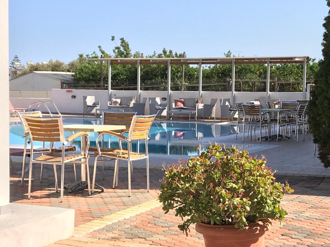 Newcastle Studios Malia  Exterior photo